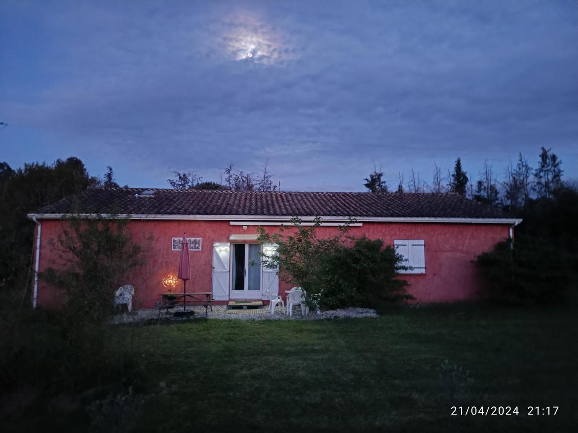 Datcha La Charrette Lavaur  Exterior foto